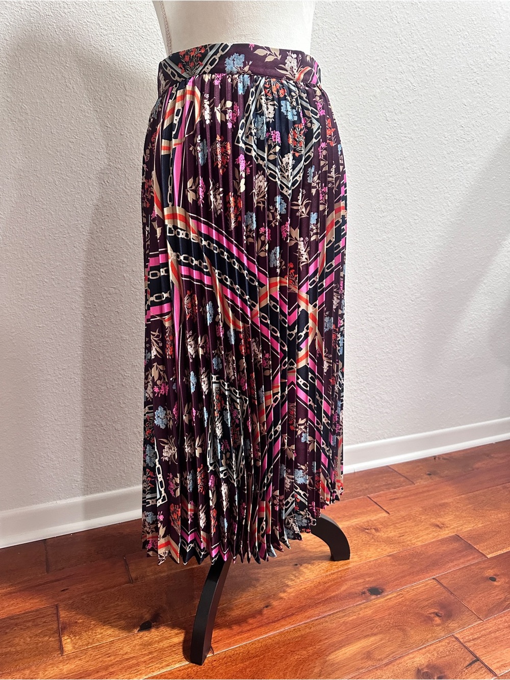 Ann Taylor Pleated Midi Skirt in Plum Floral Print